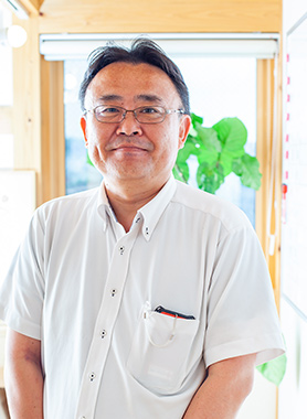 手塚 進吾